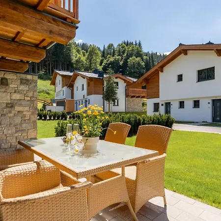 Chalet Tauernlodge Eben A3 *