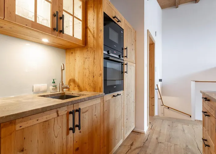 Tauernlodge Eben A3 Alpehytte *